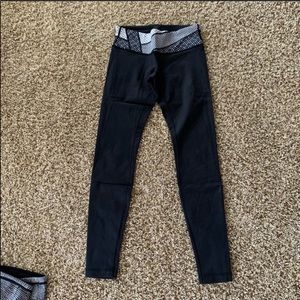 LULULEMON full length leggings size 8